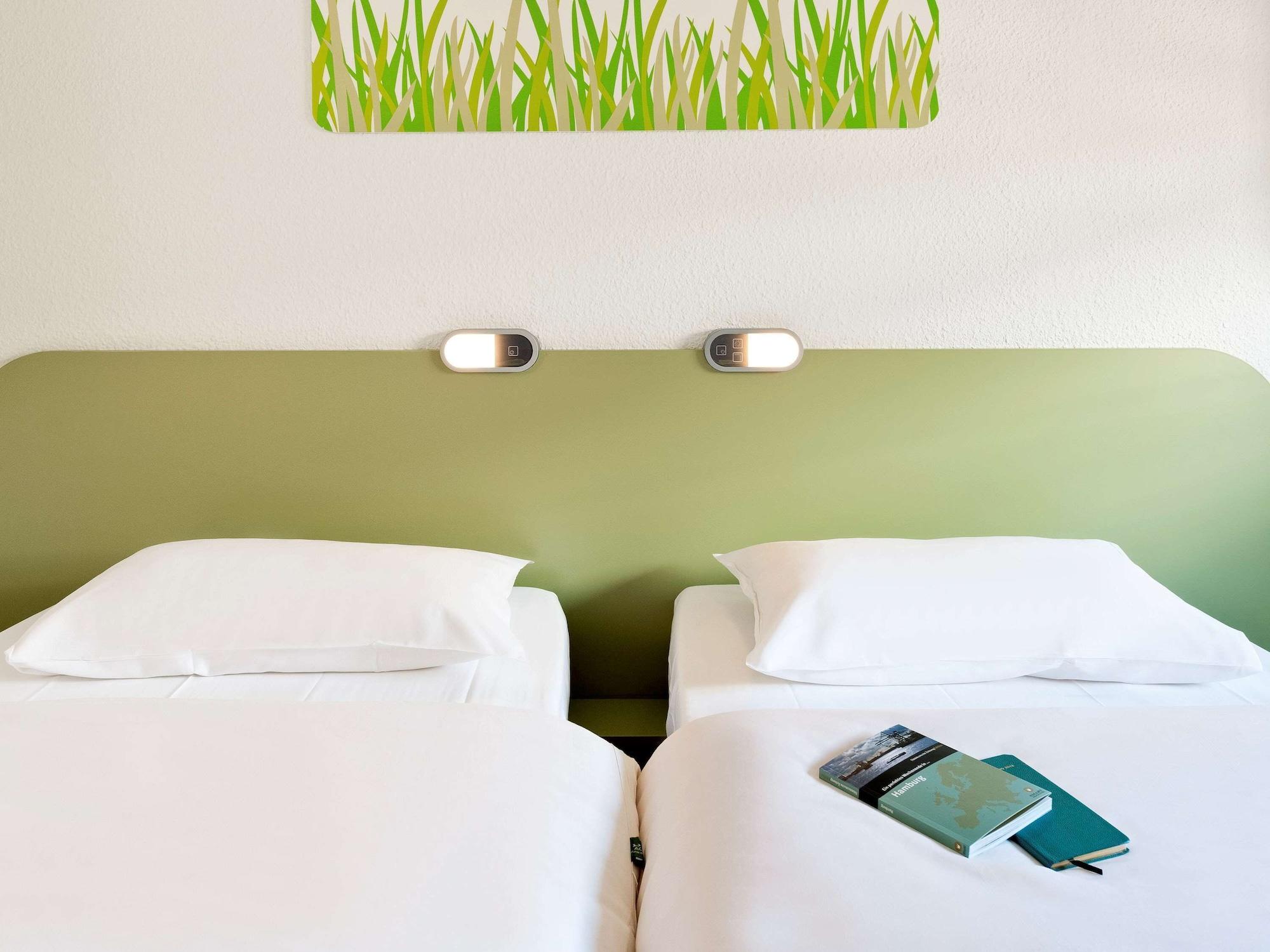 Ibis Budget Hyeres Hyères Exterior foto