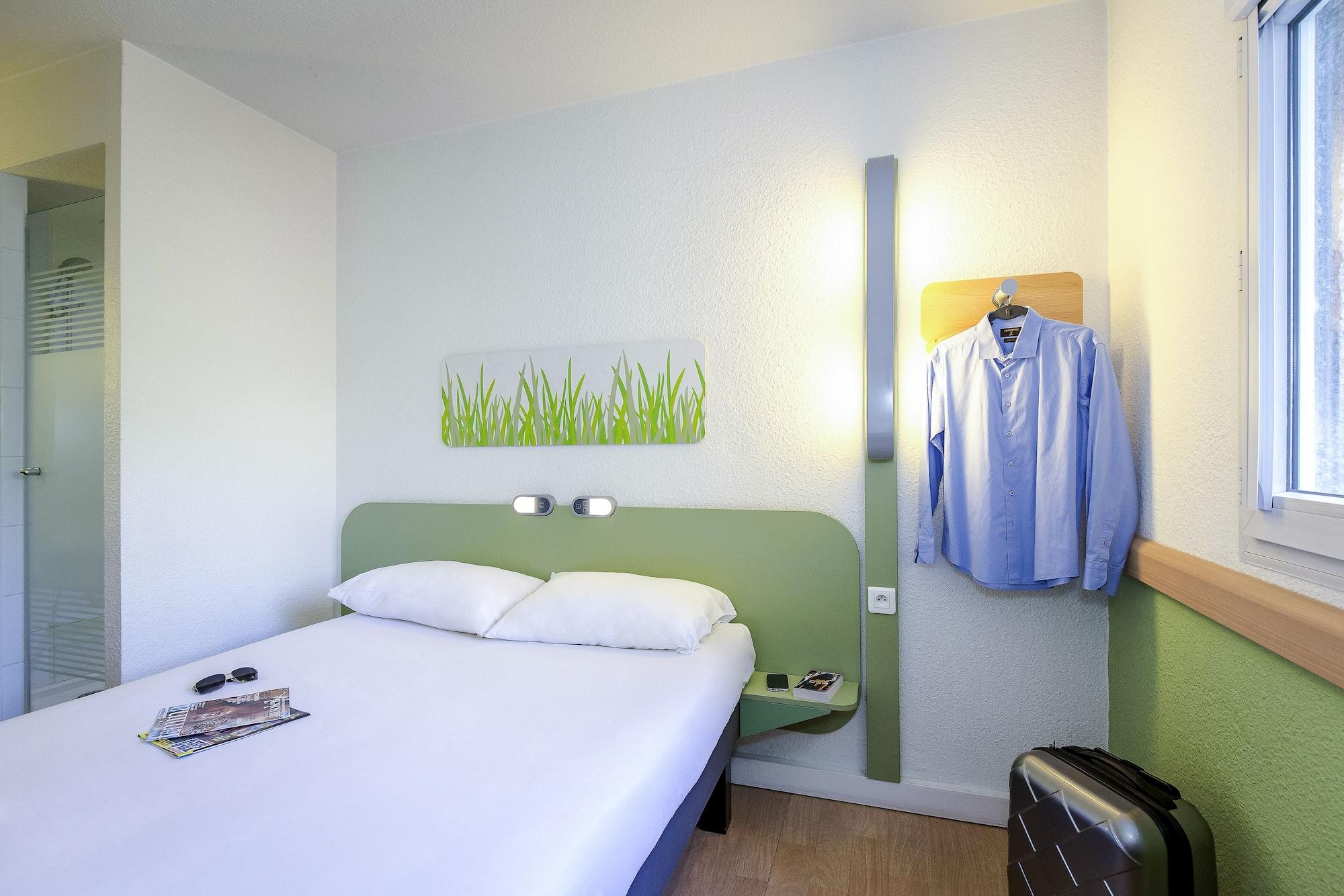Ibis Budget Hyeres Hyères Exterior foto