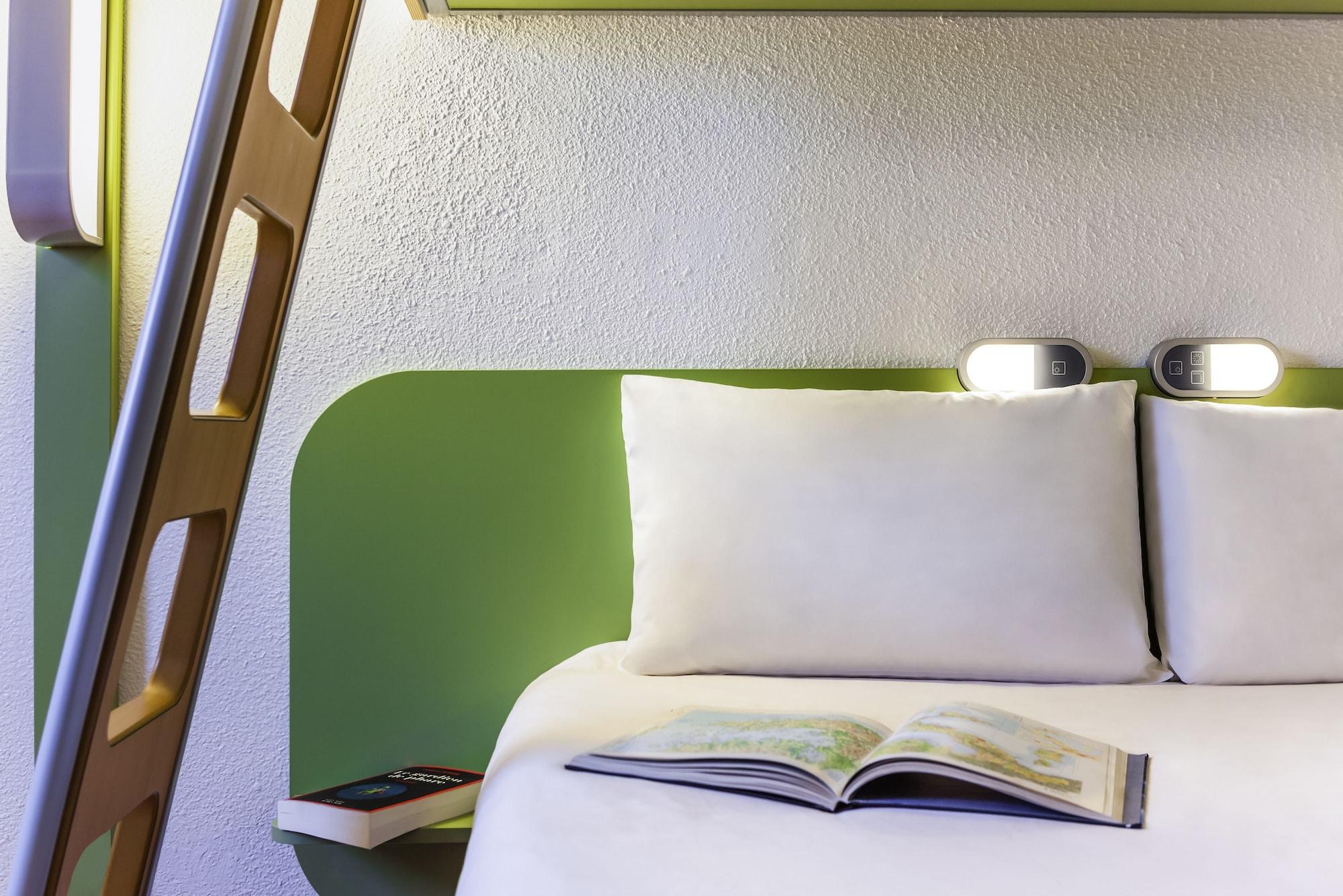 Ibis Budget Hyeres Hyères Exterior foto