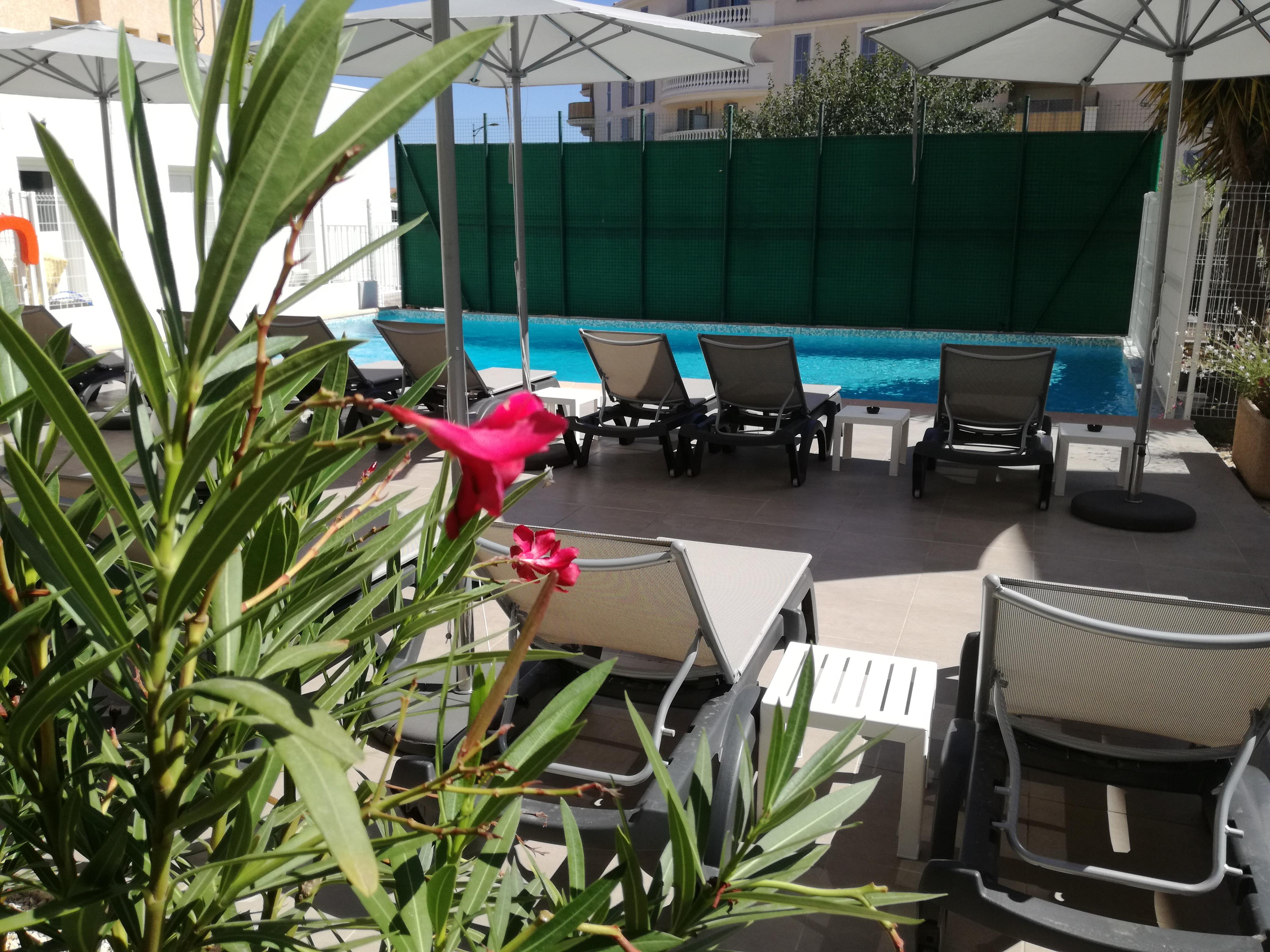 Ibis Budget Hyeres Hyères Exterior foto